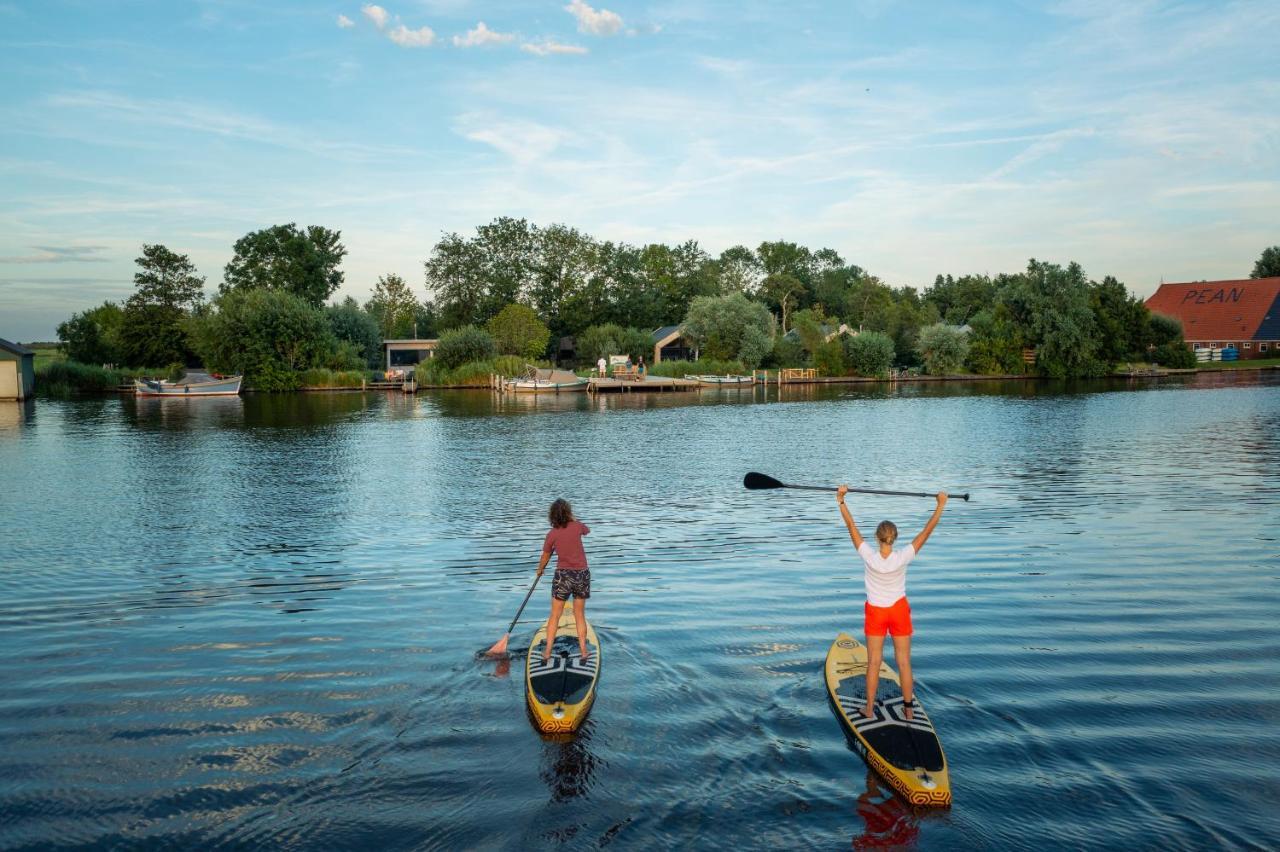 Pean-Buiten Waterlodges Nes  Esterno foto