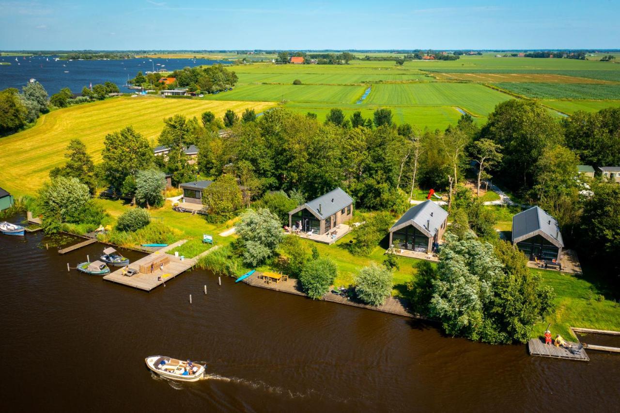 Pean-Buiten Waterlodges Nes  Esterno foto