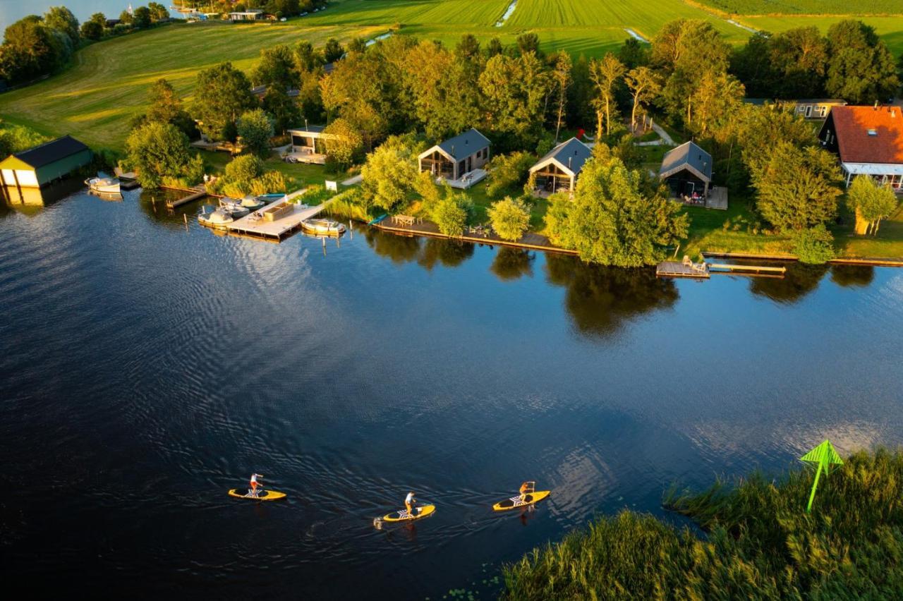 Pean-Buiten Waterlodges Nes  Esterno foto